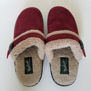 Woolrich Burgundy Slip-On Slippers For Women (size 8)